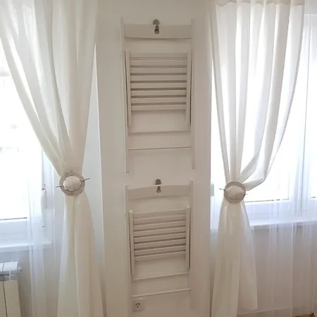 Apartment Verybell